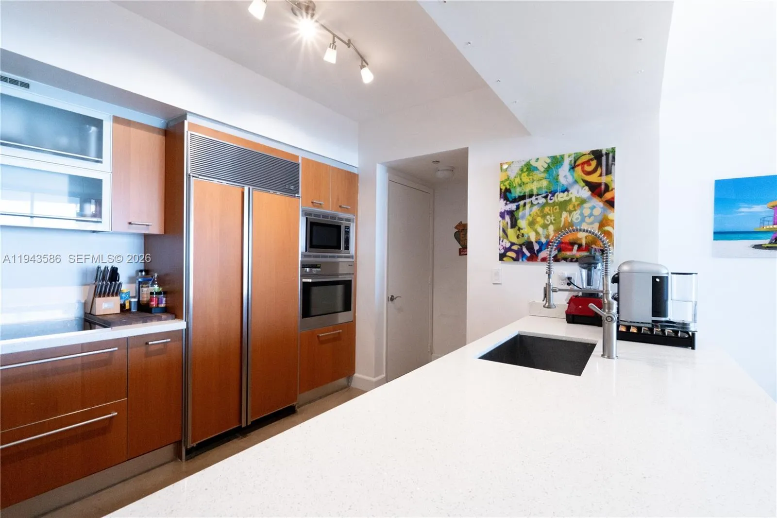 400 Alton Rd # 1709, Miami Beach FL 33139
