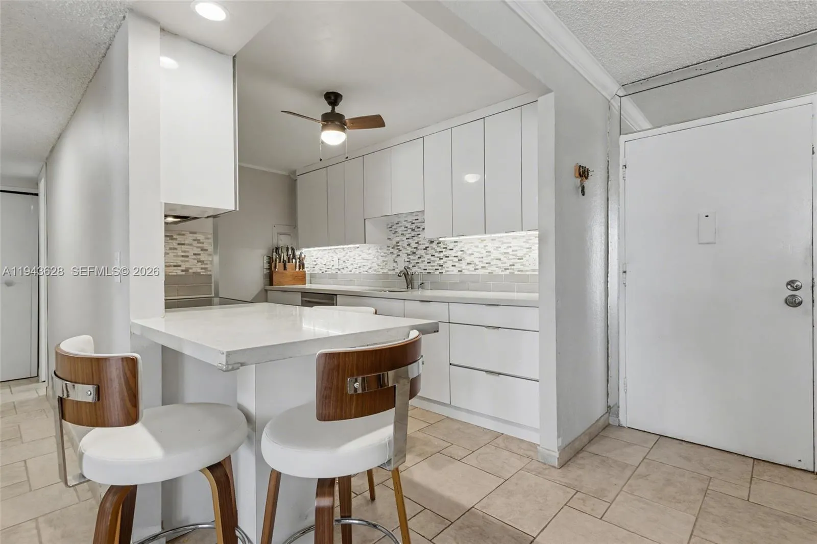 211 S Ocean Dr # 205, Hollywood FL 33019