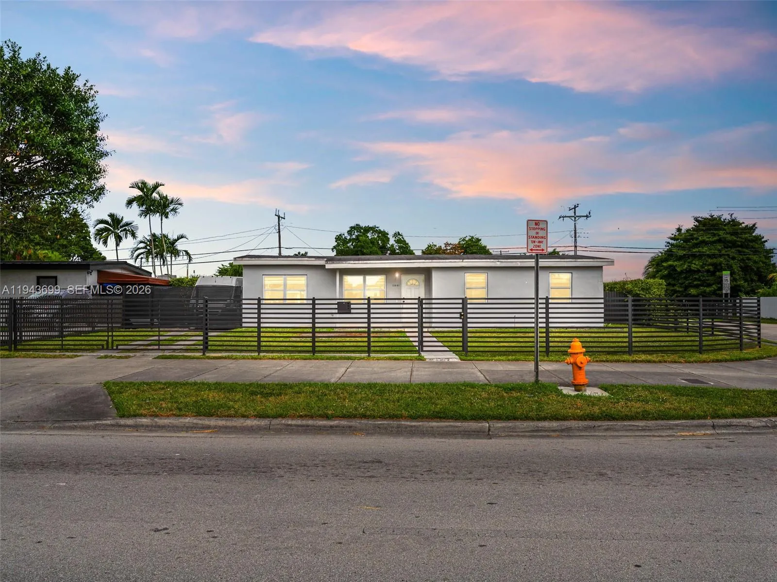 3 bedroom 2 bath for sale at 11401 SW 56th St, Miami FL 33165