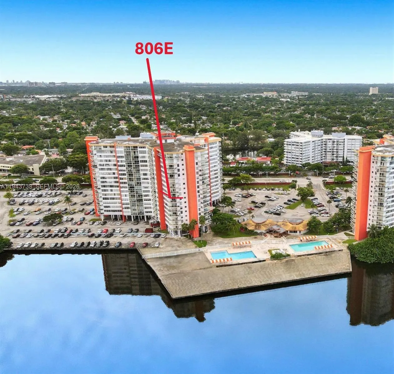 1351 NE Miami Gardens Dr # 806E, Miami FL 33179