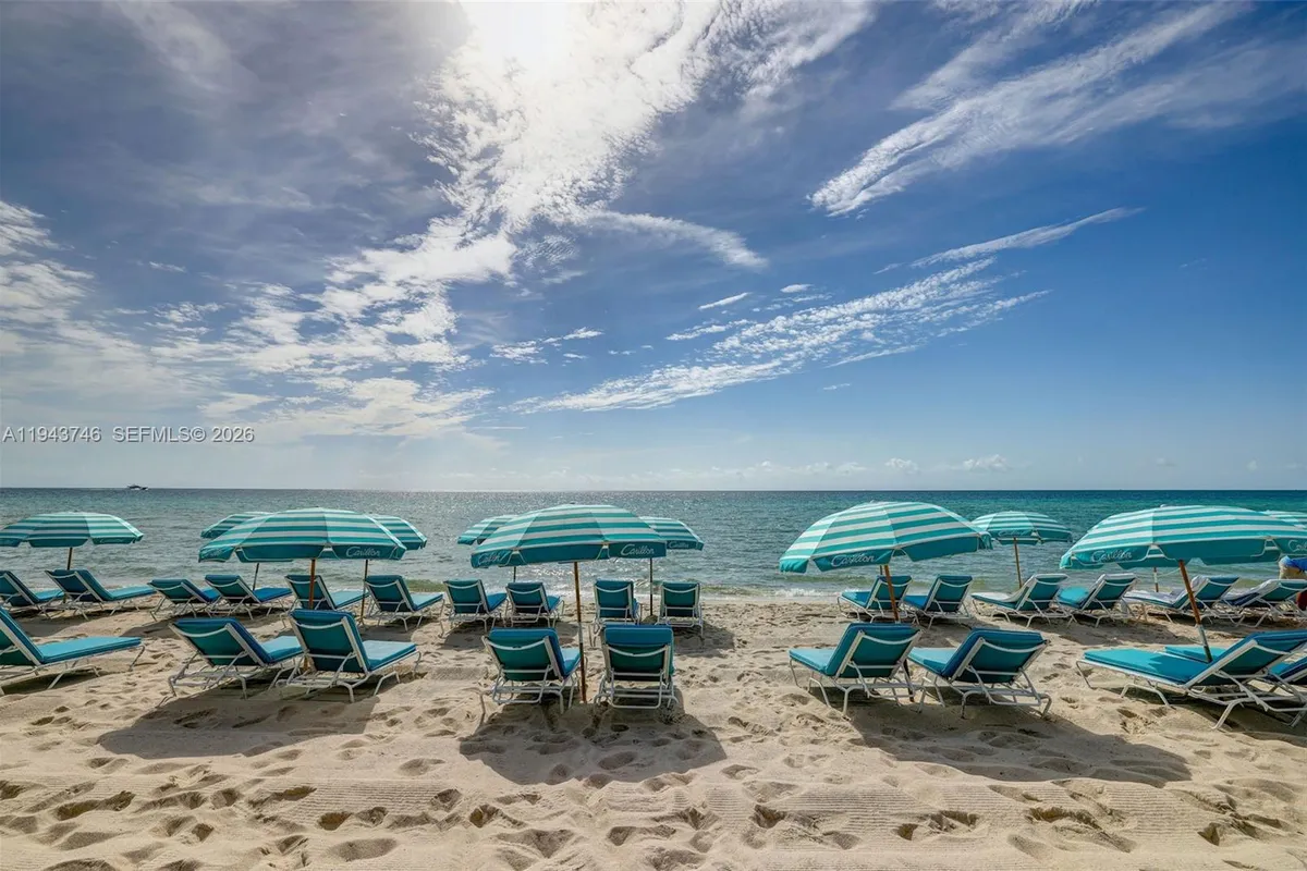 6799 Collins Ave, Miami Beach FL 33141