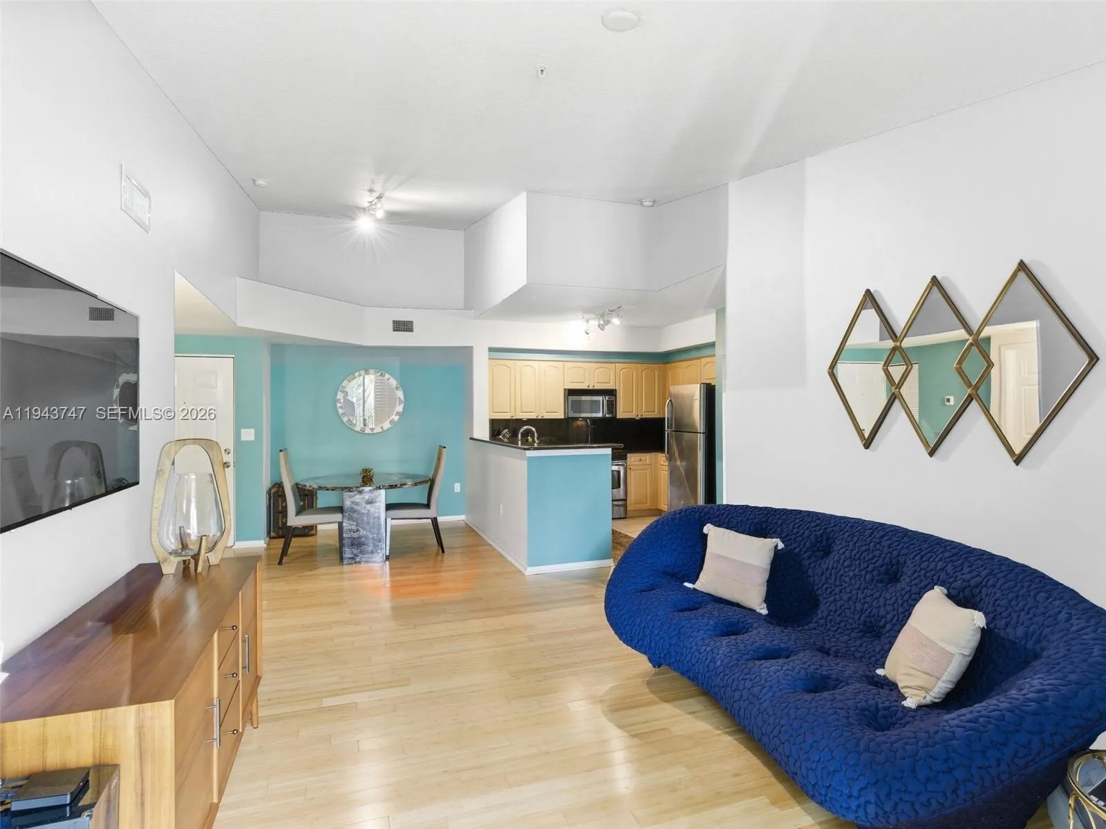 2 bedroom 2 bath for sale at 6861 SW 44th St # 304, Miami FL 33155