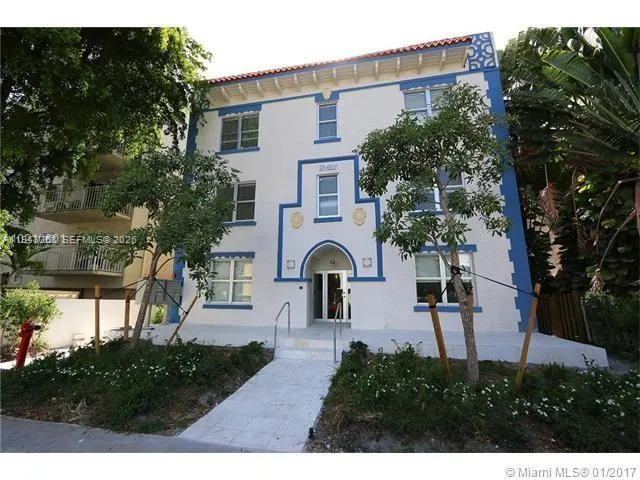2 bedroom 2 bath for sale at 1611 Meridian Ave # 208, Miami Beach FL 33139