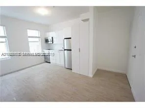 1611 Meridian Ave # 208, Miami Beach FL 33139