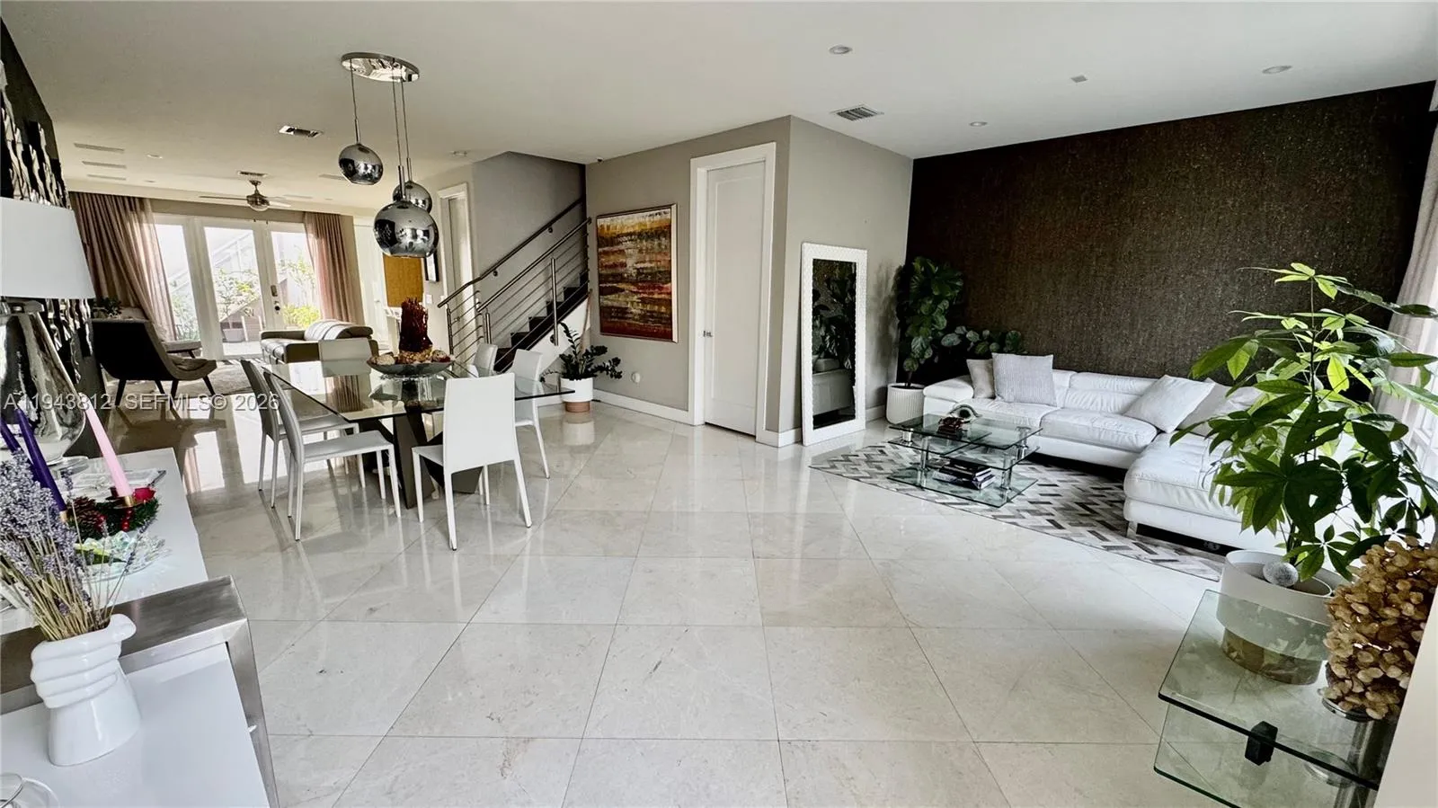 6428 NW 105th Pl, Doral FL 33178