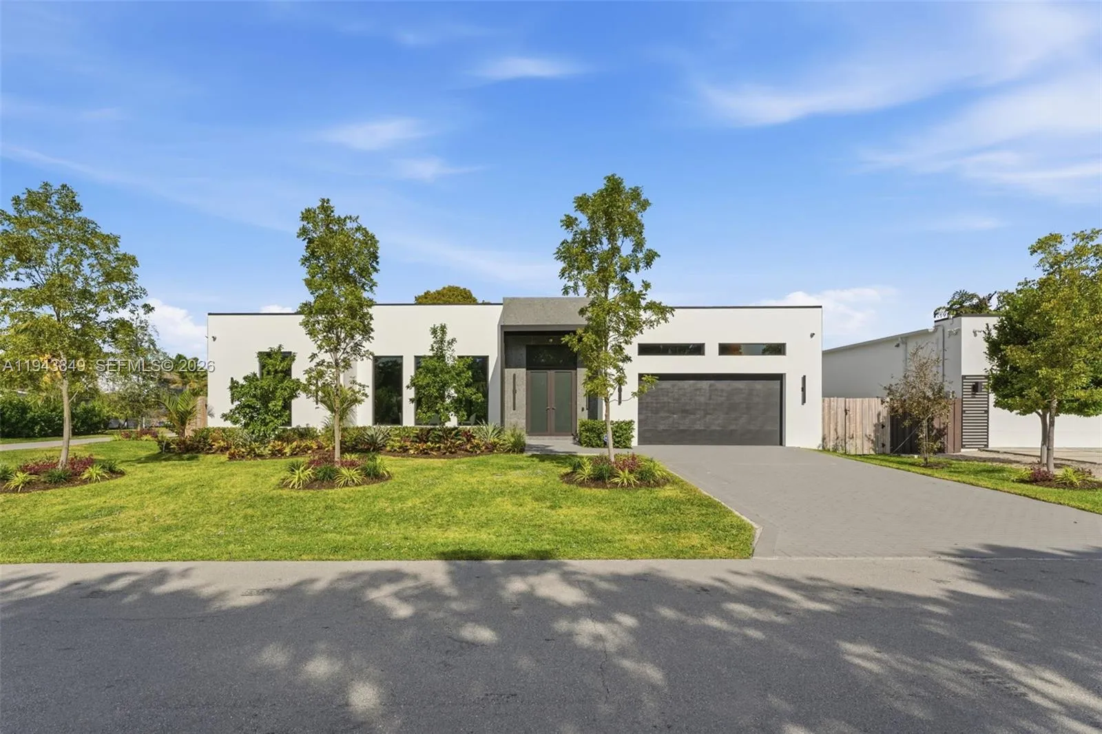 4 bedroom 3 bath for sale at 301 NE 27th Dr, Wilton Manors FL 33334