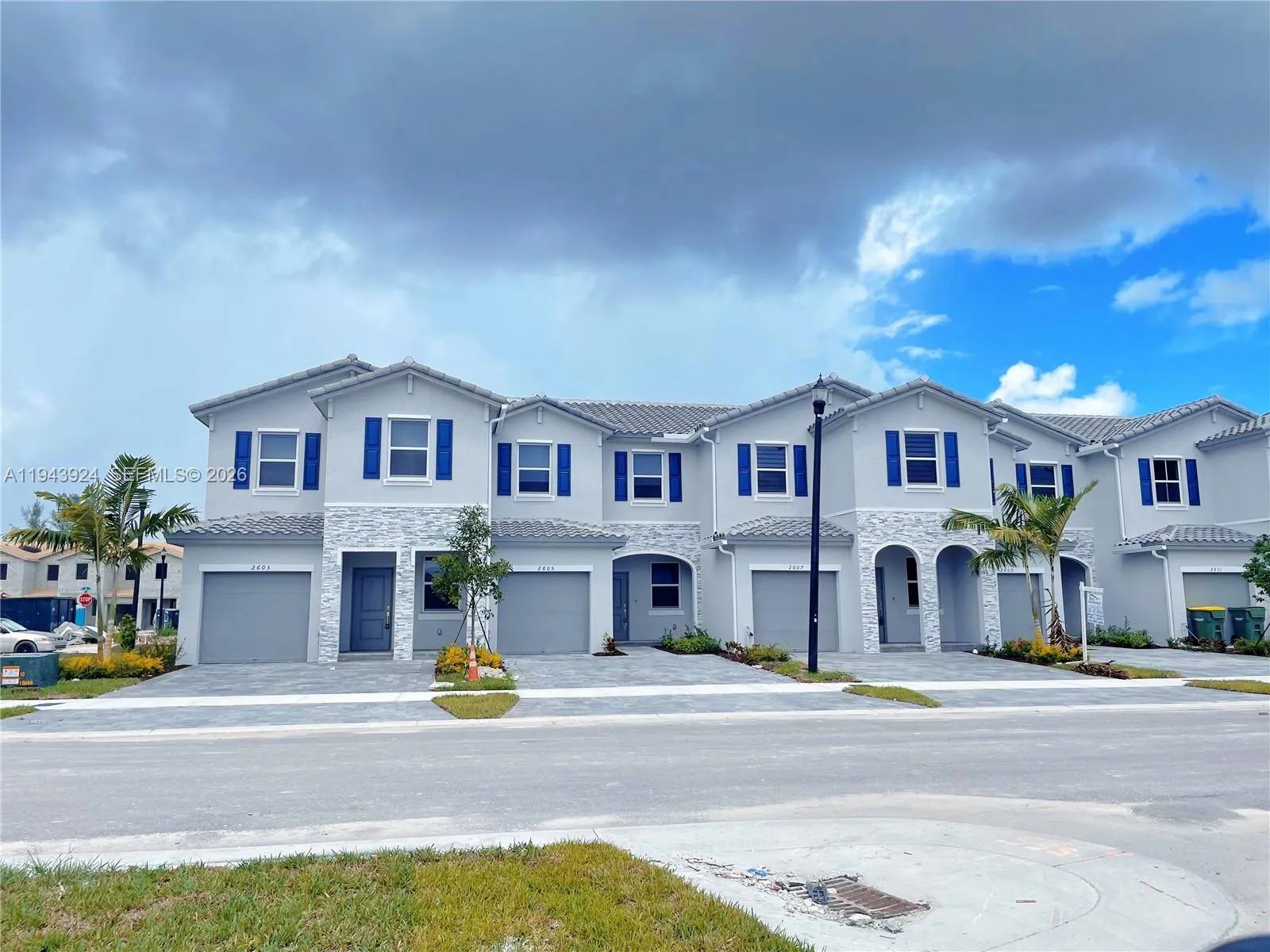 2603 SE 11th St, Homestead FL 33035