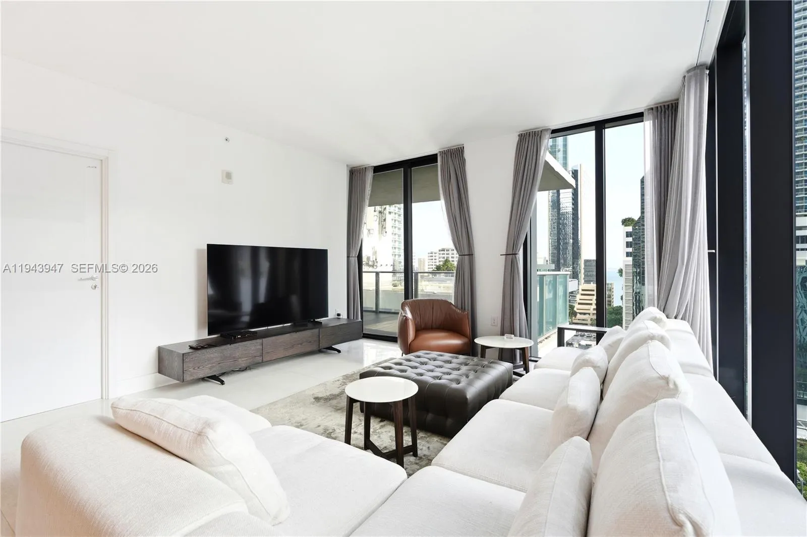 1010 Brickell Ave # 1405, Miami FL 33131