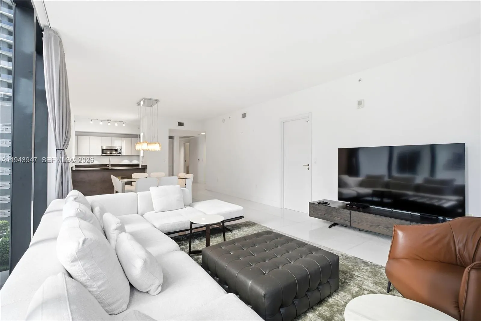 1010 Brickell Ave # 1405, Miami FL 33131