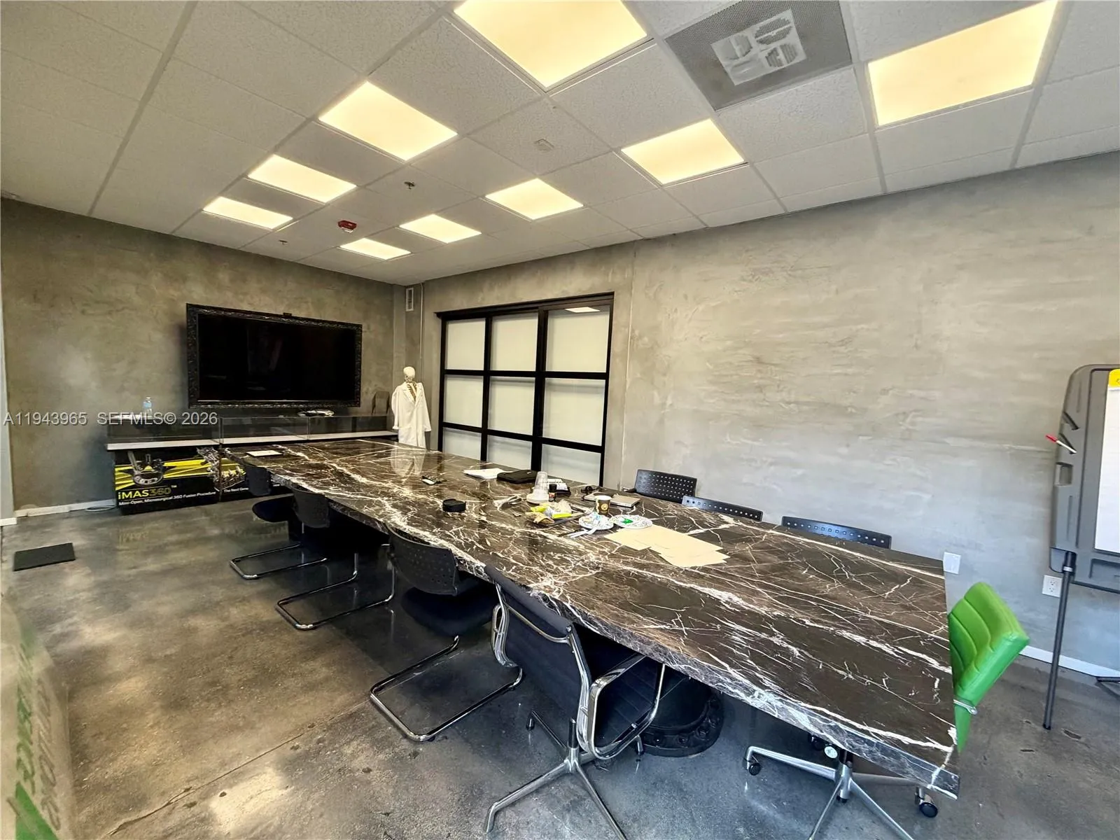 7620 NW 25th St # 3, Miami FL 33122