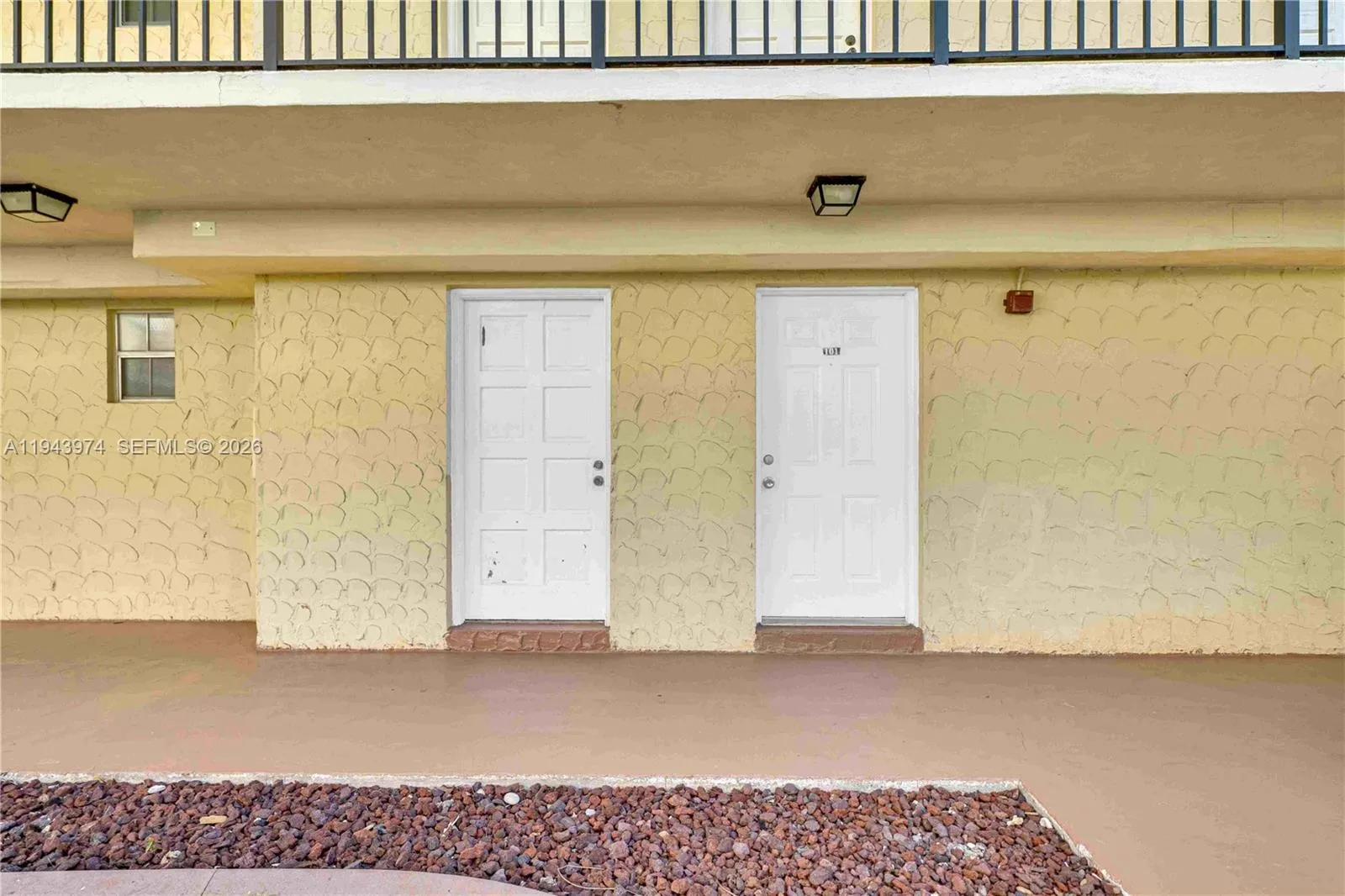 8600 SW 109th Ave # 101, Miami FL 33173