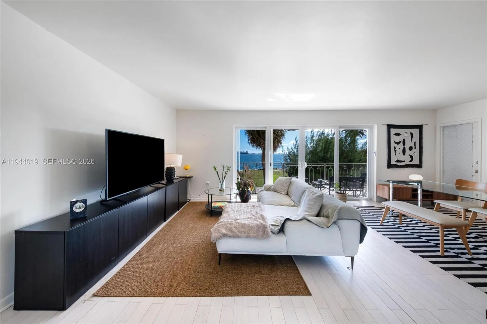 11111 Biscayne Blvd # 2D, Miami FL 33181