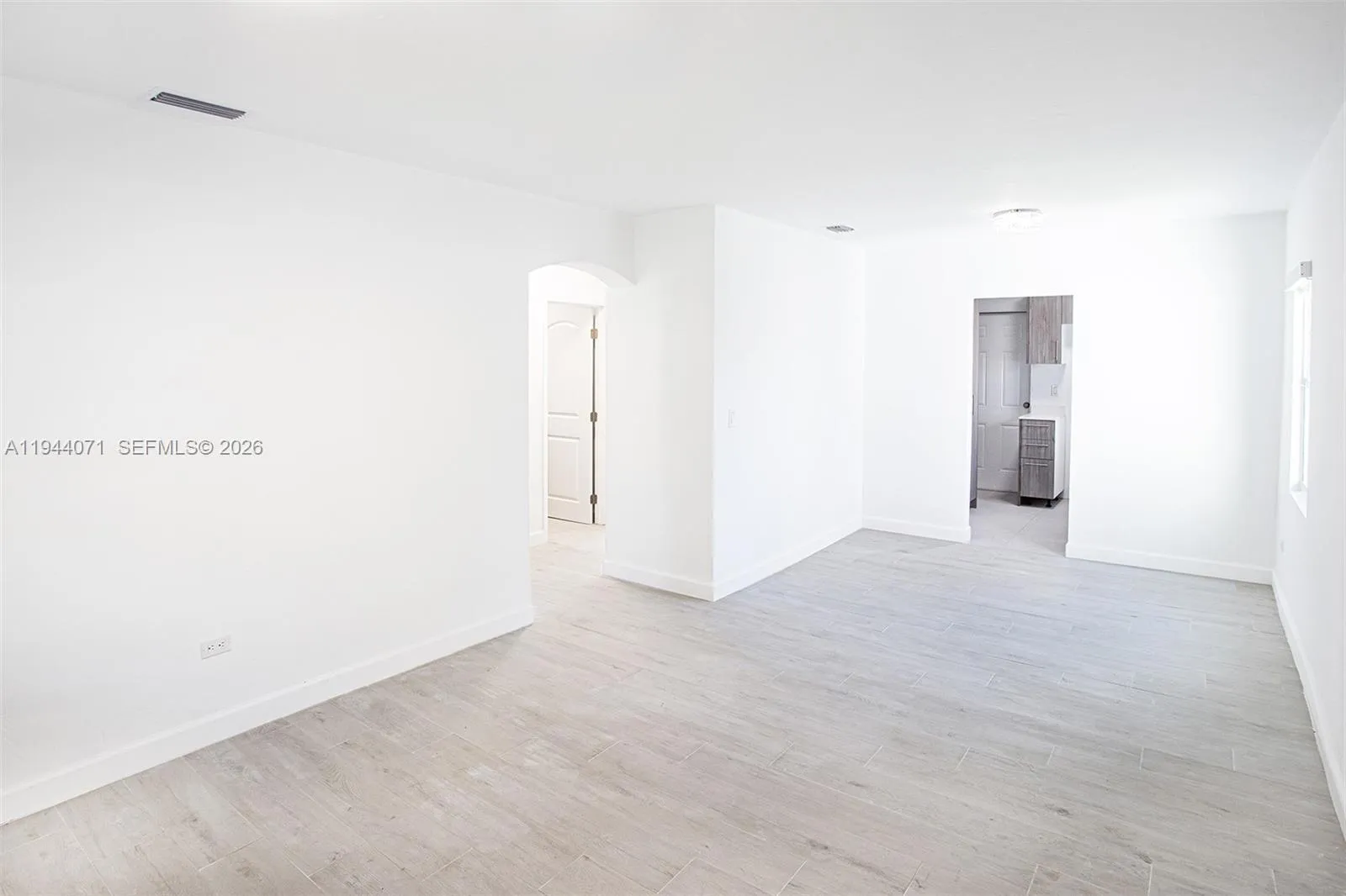 2620 SW 9th St, Miami FL 33135