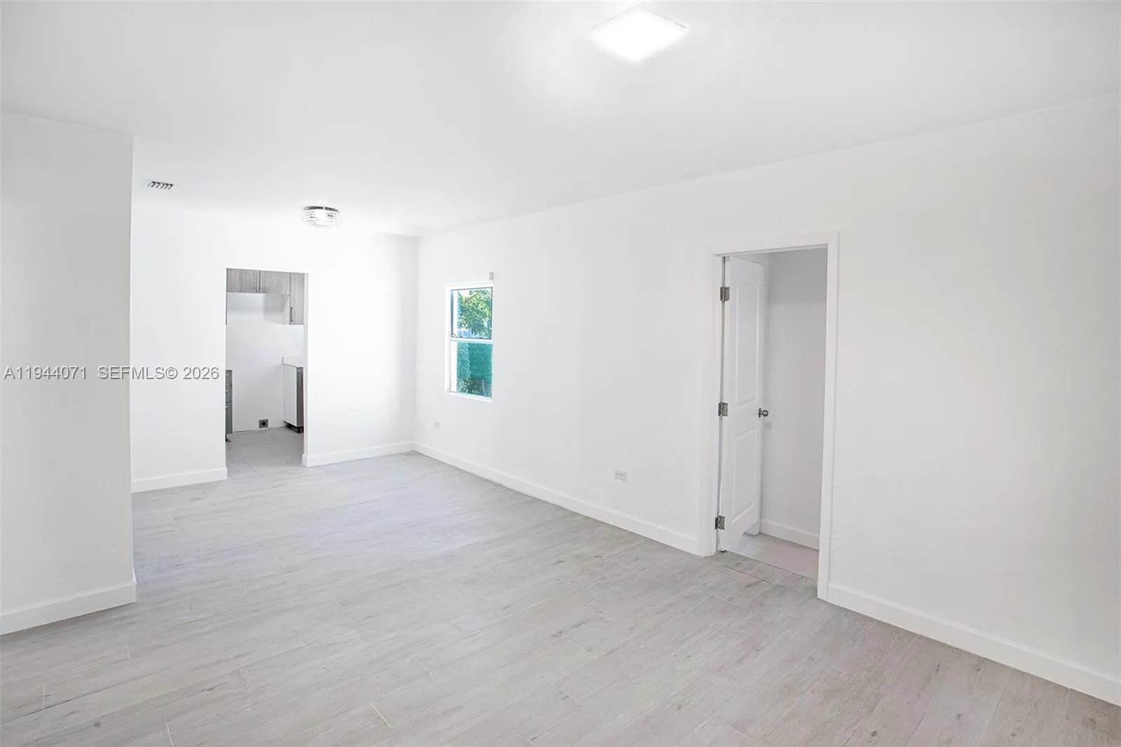 2620 SW 9th St, Miami FL 33135