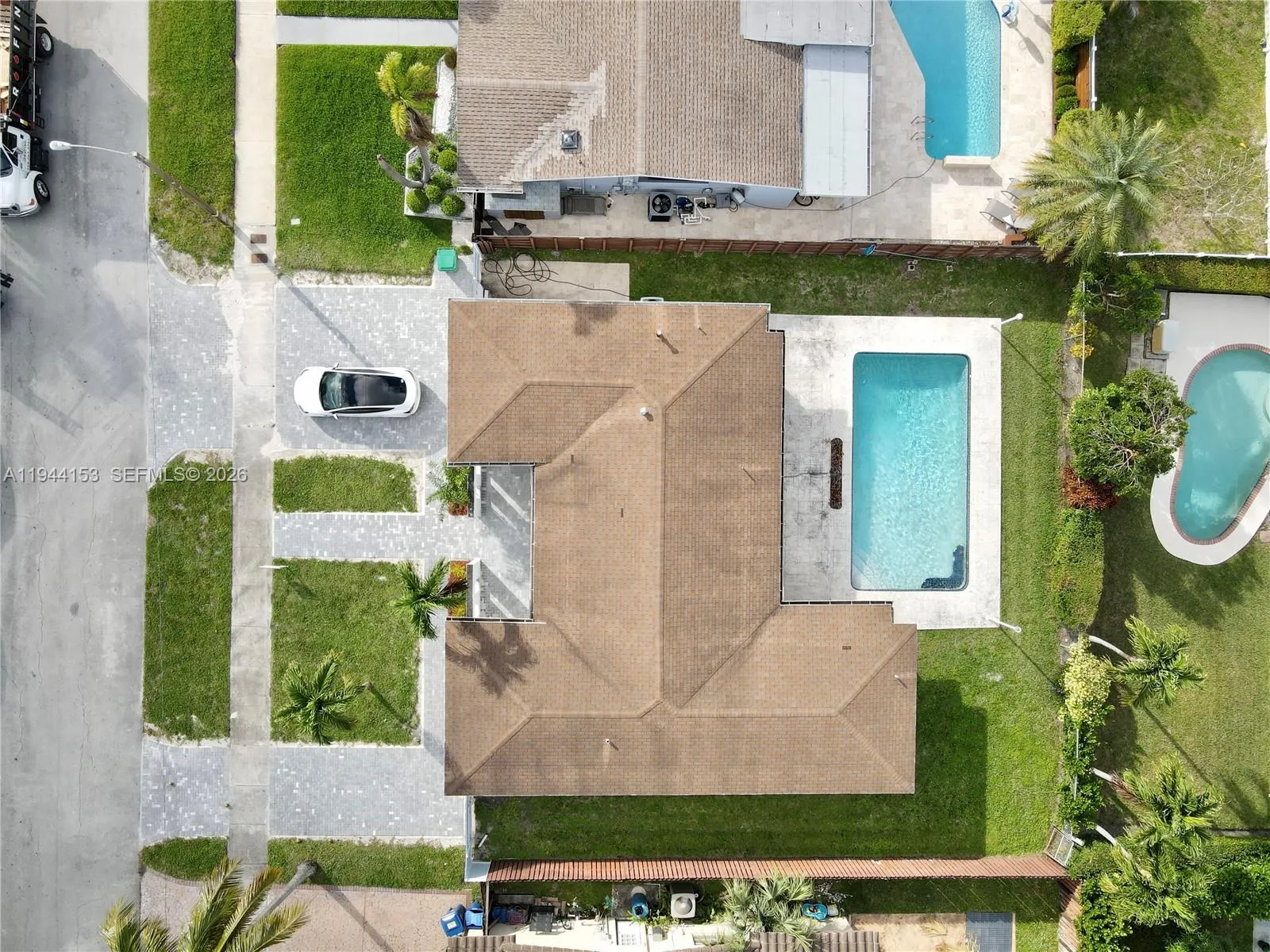 1881 NE 210th St # 0, Miami FL 33179