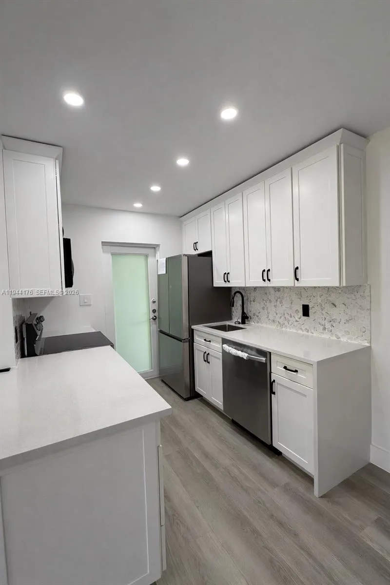1 bedroom 1 bath for sale at 363 Washington Ave # 35, Miami Beach FL 33139