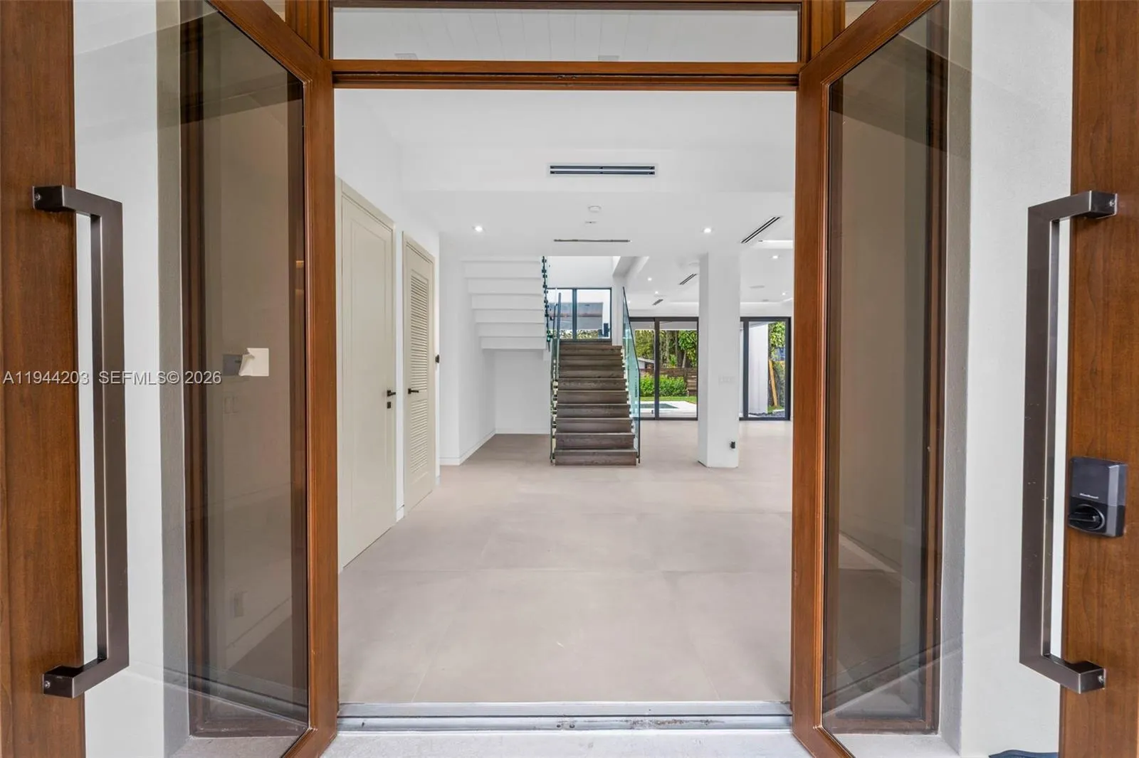 685 NE 81 St, Miami FL 33138