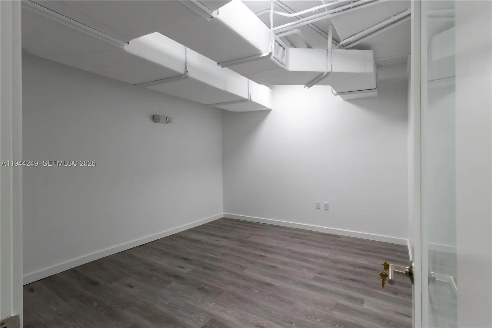 888 Biscayne Blvd, Miami FL 33132