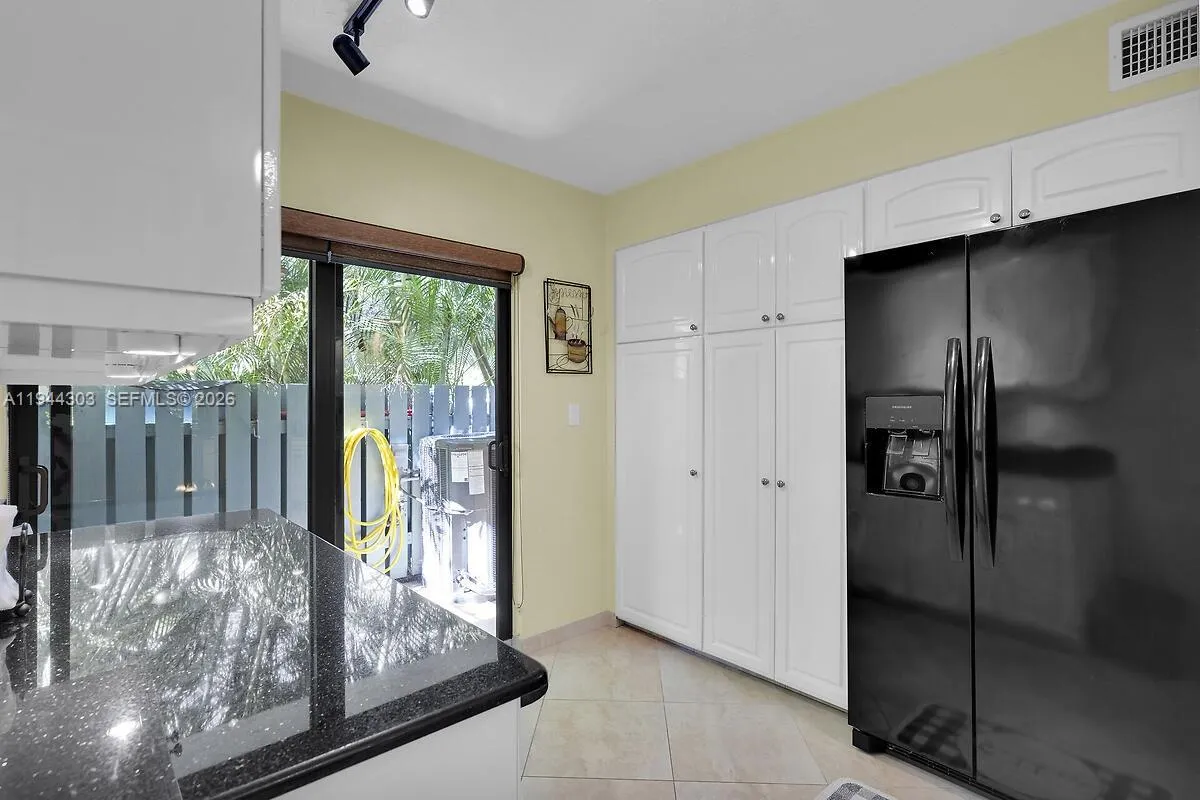 87200 Overseas Hwy # M2, Plantation Key FL 33036