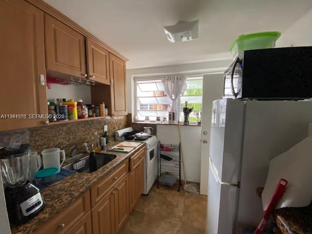 1601 Lenox Ave # 8, Miami Beach FL 33139