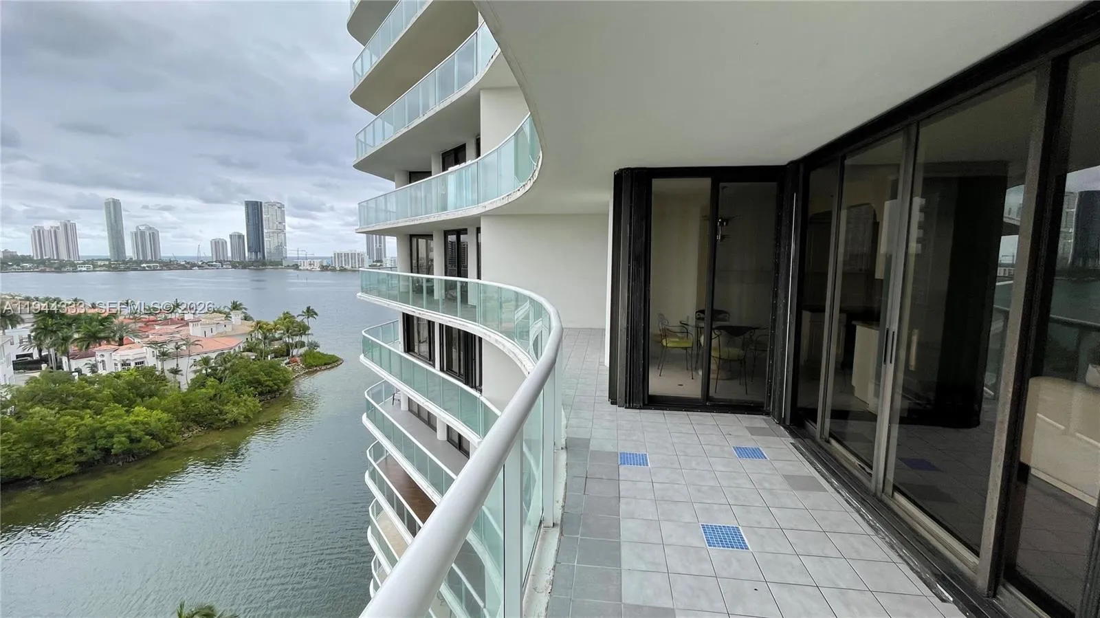 4000 Island Blvd # 1105, Aventura FL 33160