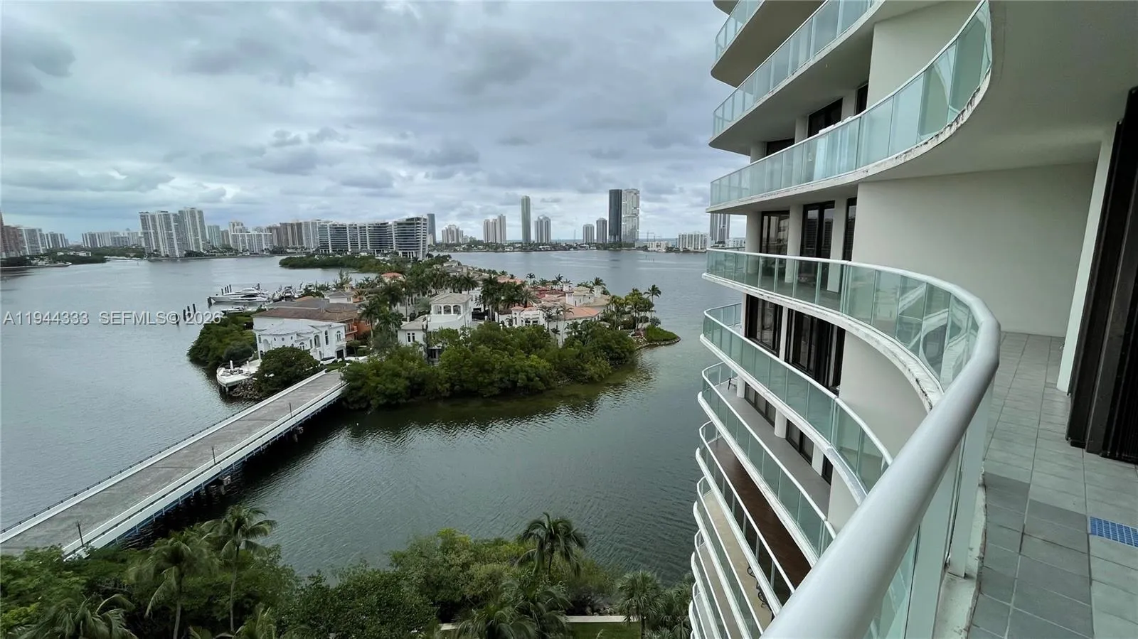 4000 Island Blvd # 1105, Aventura FL 33160
