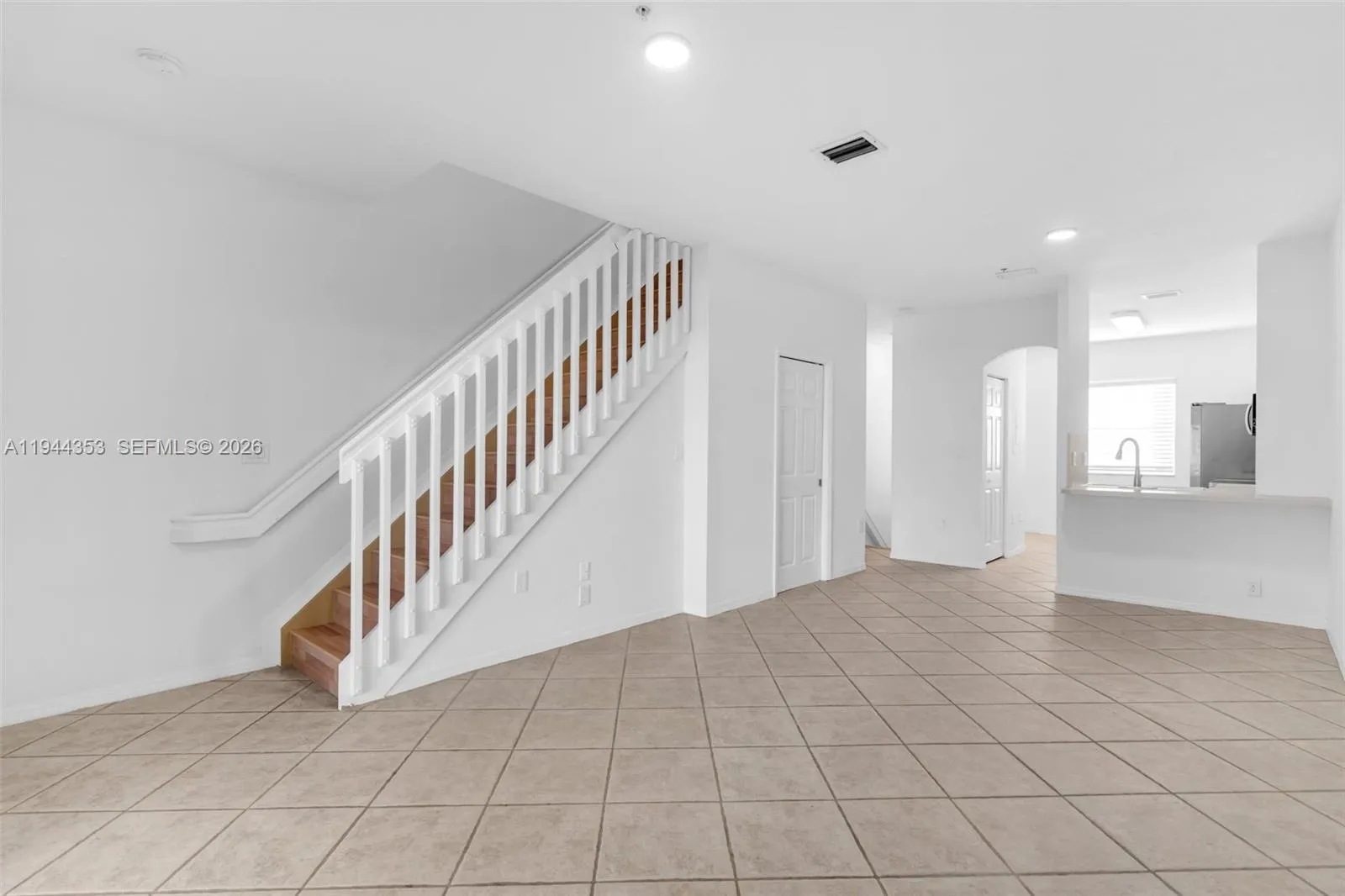 5670 NW 116th Ave # 219, Doral FL 33178