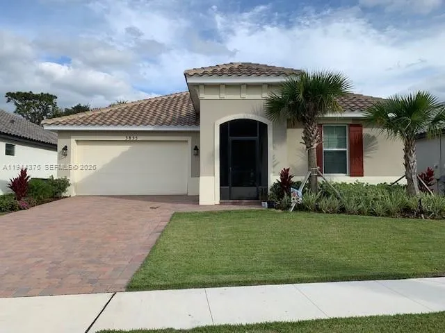 4 bedroom 2 bath for sale at 3855 Carrick Bend Dr, Kissimmee FL 34746