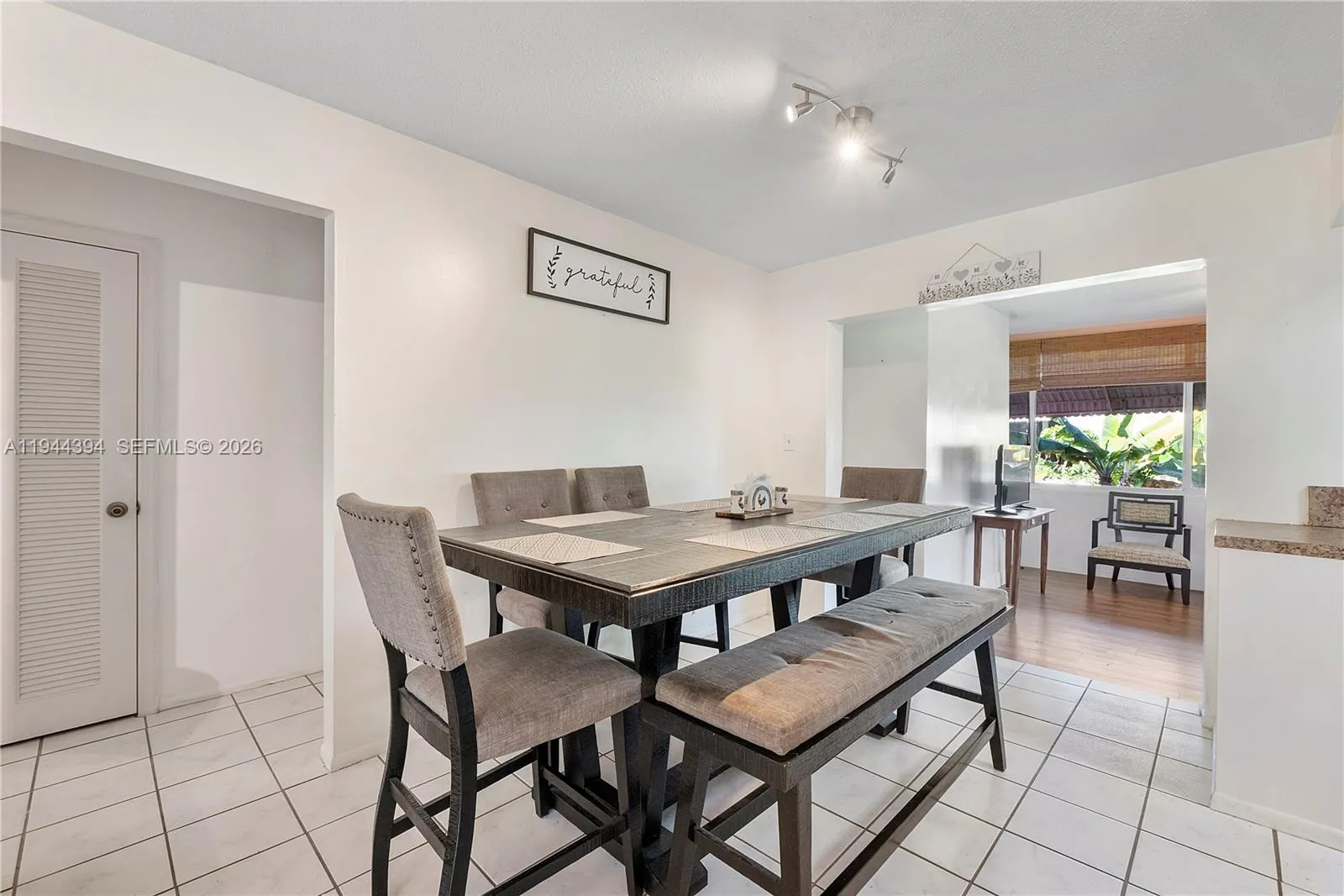 2 bedroom 1 bath for sale at 5011 NW 51st St, Tamarac FL 33319