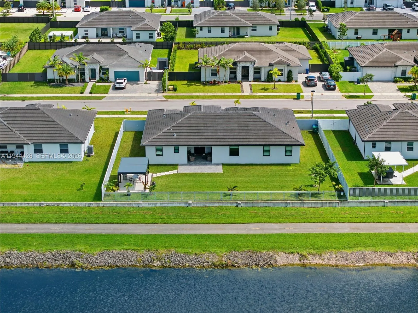 19080 SW 133RD CT, Miami FL 33177