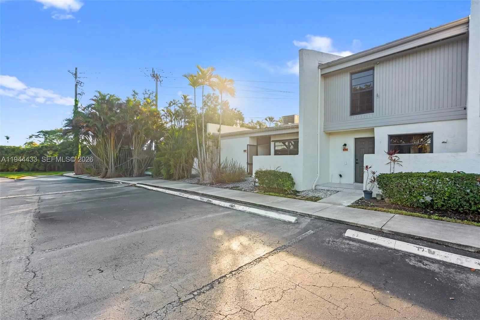 9740 NW 10th St # 82, Pembroke Pines FL 33024