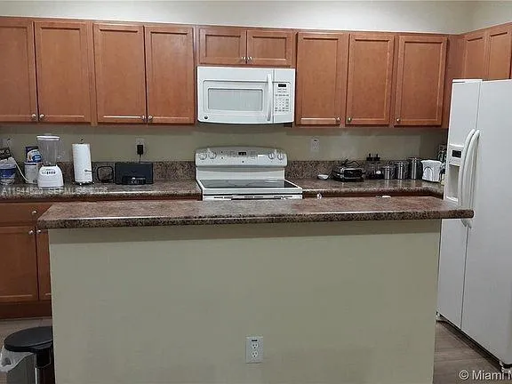 4217 SW 164th Ct, Miami FL 33185