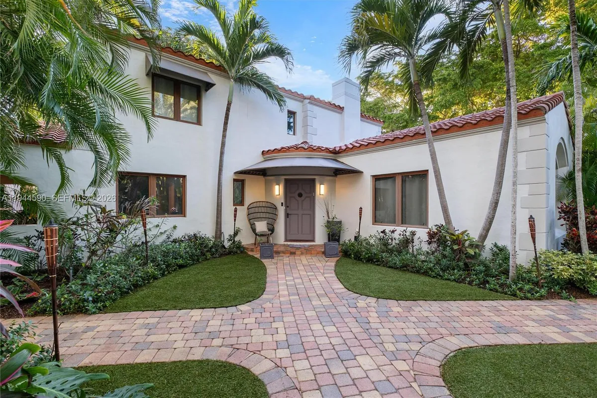 320 W 26th St, Miami Beach FL 33140