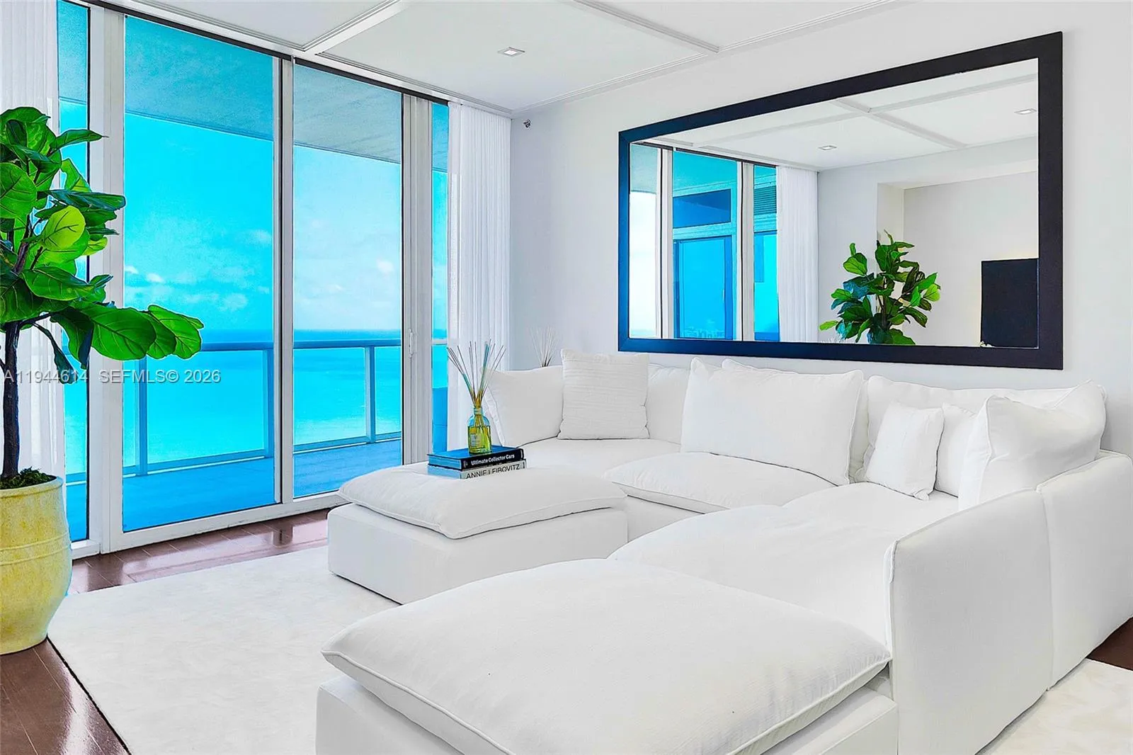 100 S Pointe Dr # 2407, Miami Beach FL 33139