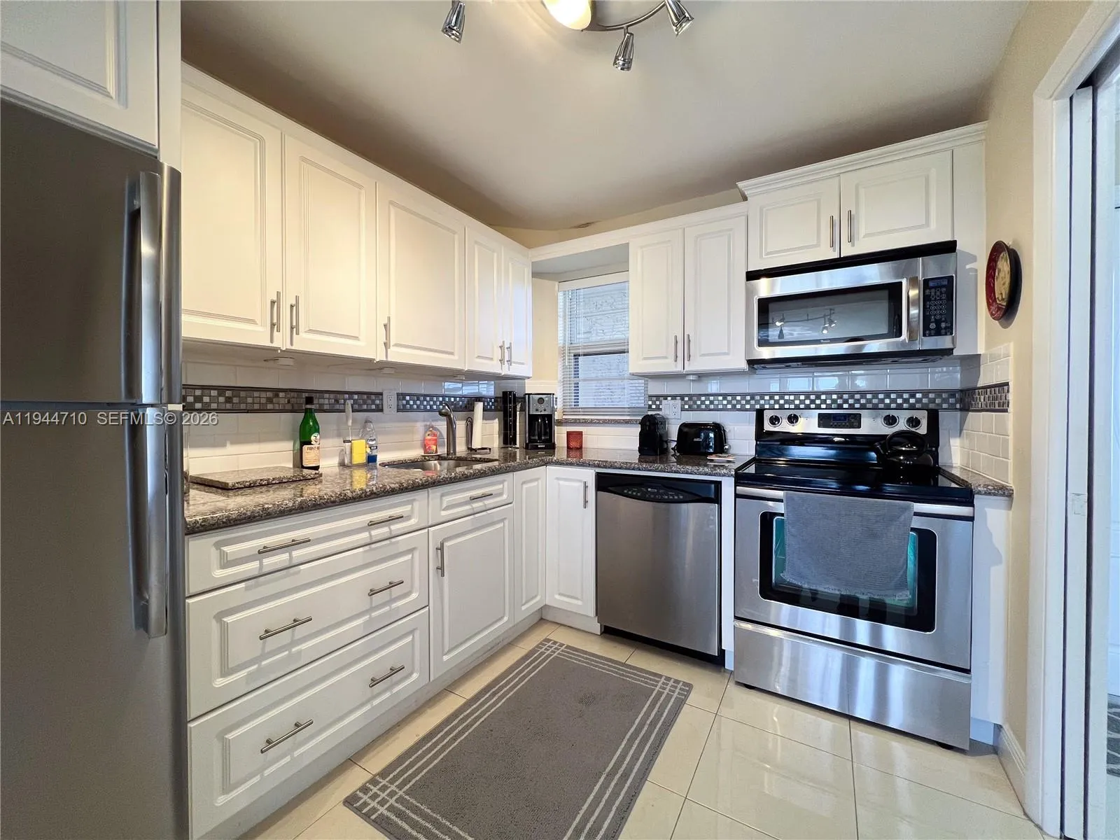 8900 Washington Blvd # 401A, Pembroke Pines FL 33025