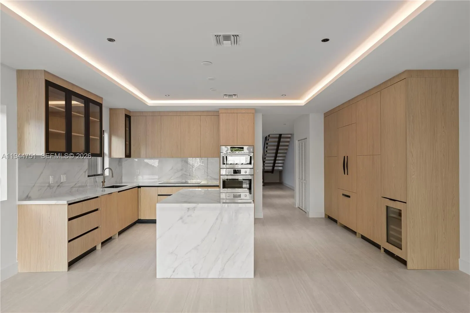 3187 SW 23rd St # B, Miami FL 33145