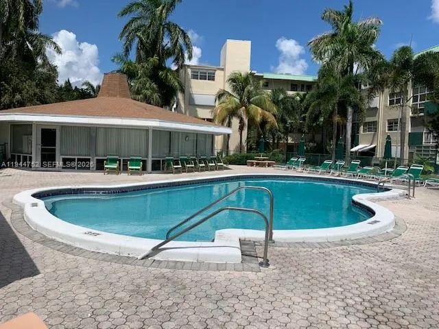 2 bedroom 2 bath for sale at 1333 E Hallandale Beach Blvd # 131, Hallandale Beach FL 33009