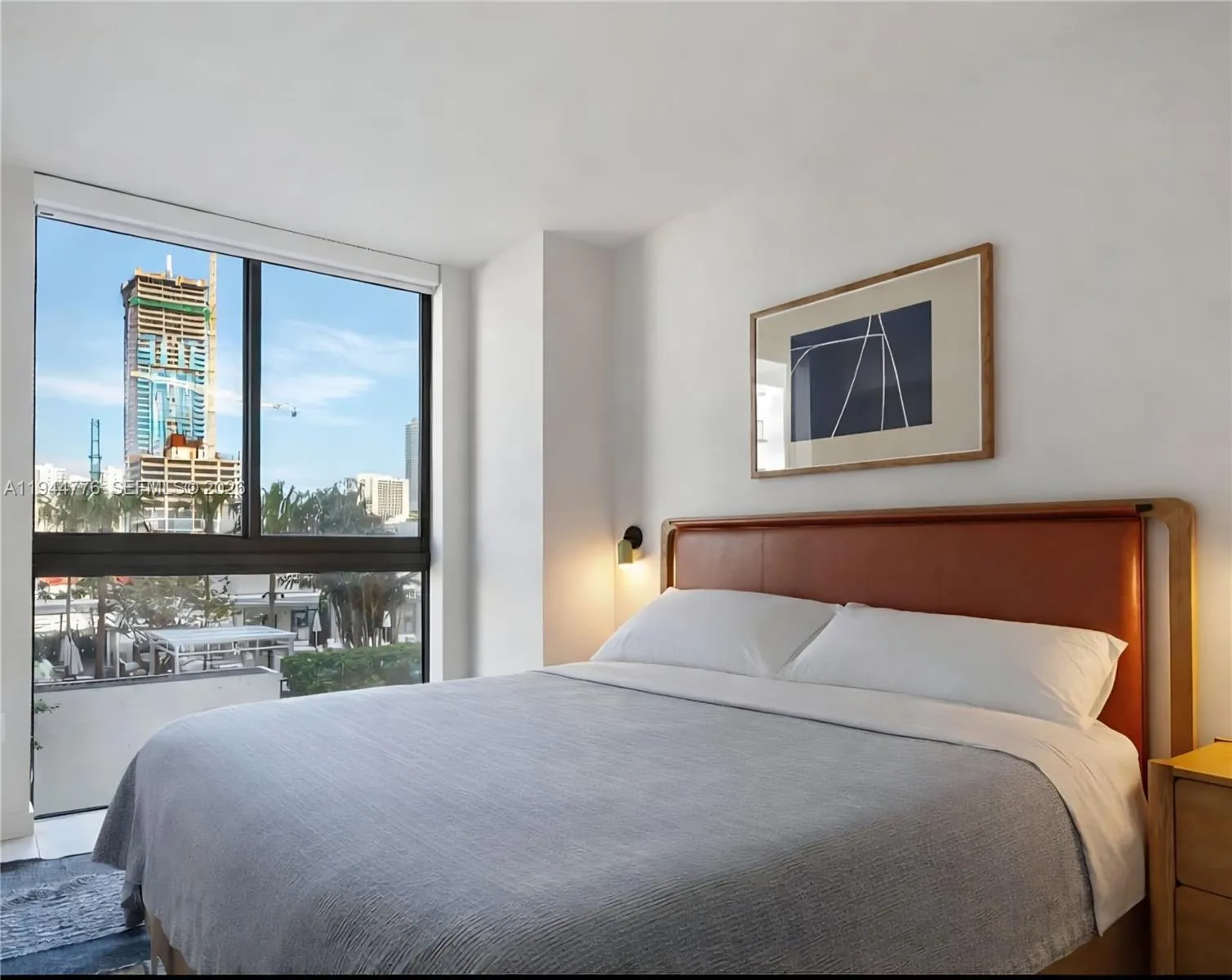 1 bedroom 1 bath for sale at 11 NE 6th # 1210, Miami FL 33132