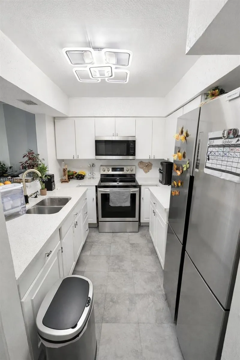 8460 SW 154th Cir Ct # 121, Miami FL 33193