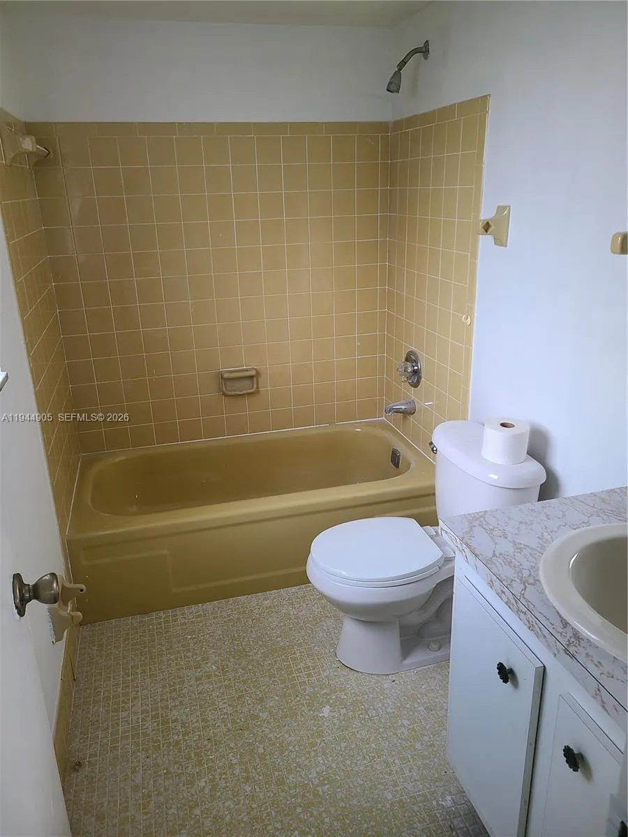 7610 NW 1st St # 208, Margate FL 33063