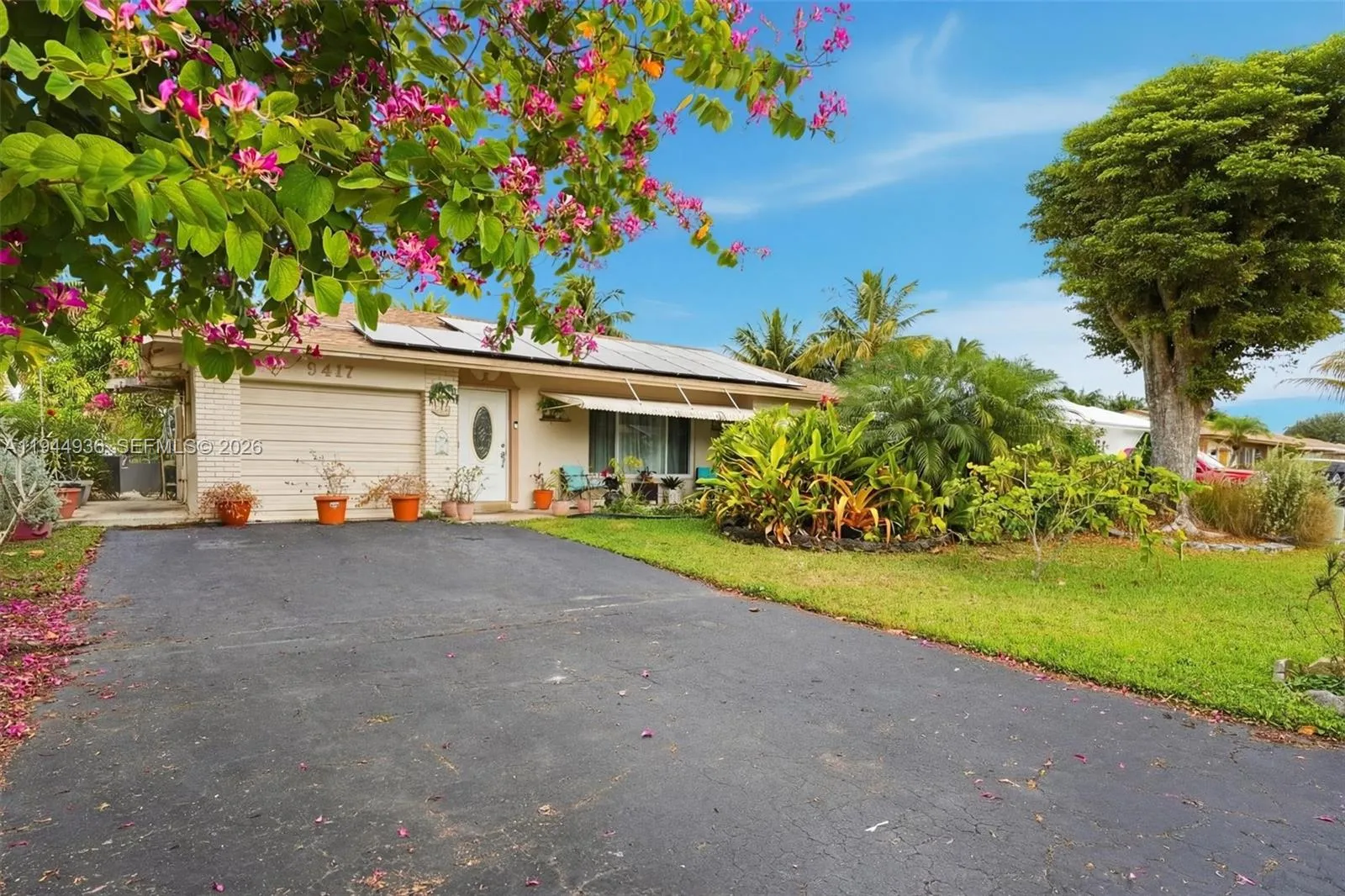 3 bedroom 3 bath for sale at 9417 NW 70th Pl, Tamarac FL 33321