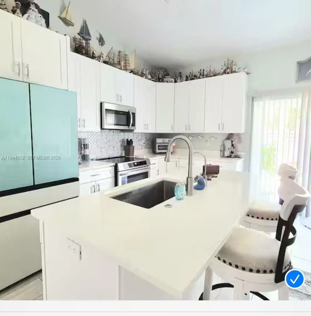 562 Flamingo Rd, Venice FL 34293