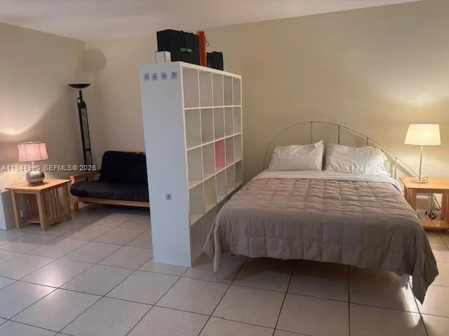 100 Lincoln Rd # 512, Miami Beach FL 33139