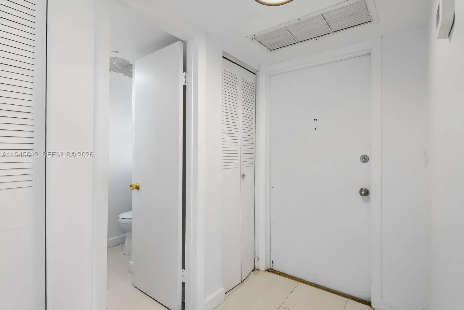 441 NE 195th St # 205, Miami FL 33179