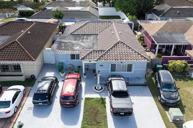 3 bedroom 3 bath for sale at 14726 SW 82nd Ter, Miami FL 33193