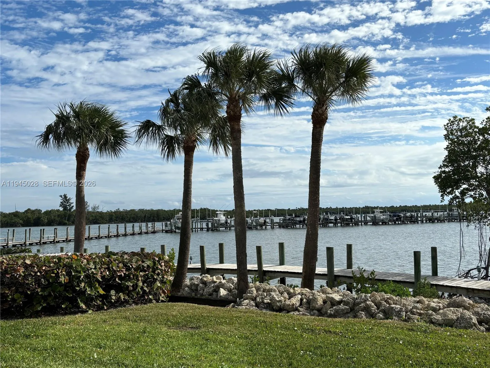 6142 SE Landing Way # 6, Stuart FL 34997
