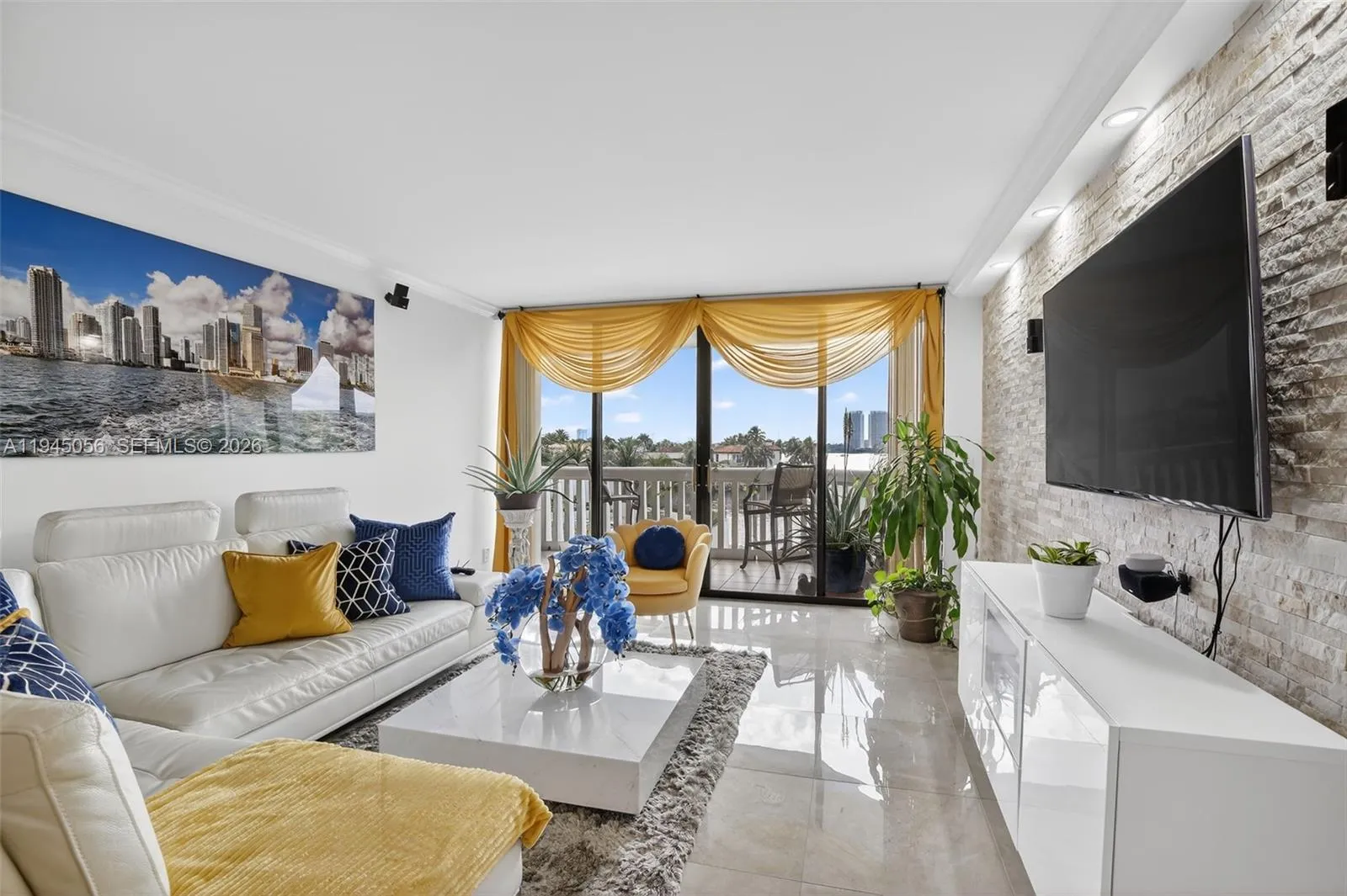 1000 Island Blvd # 312, Aventura FL 33160