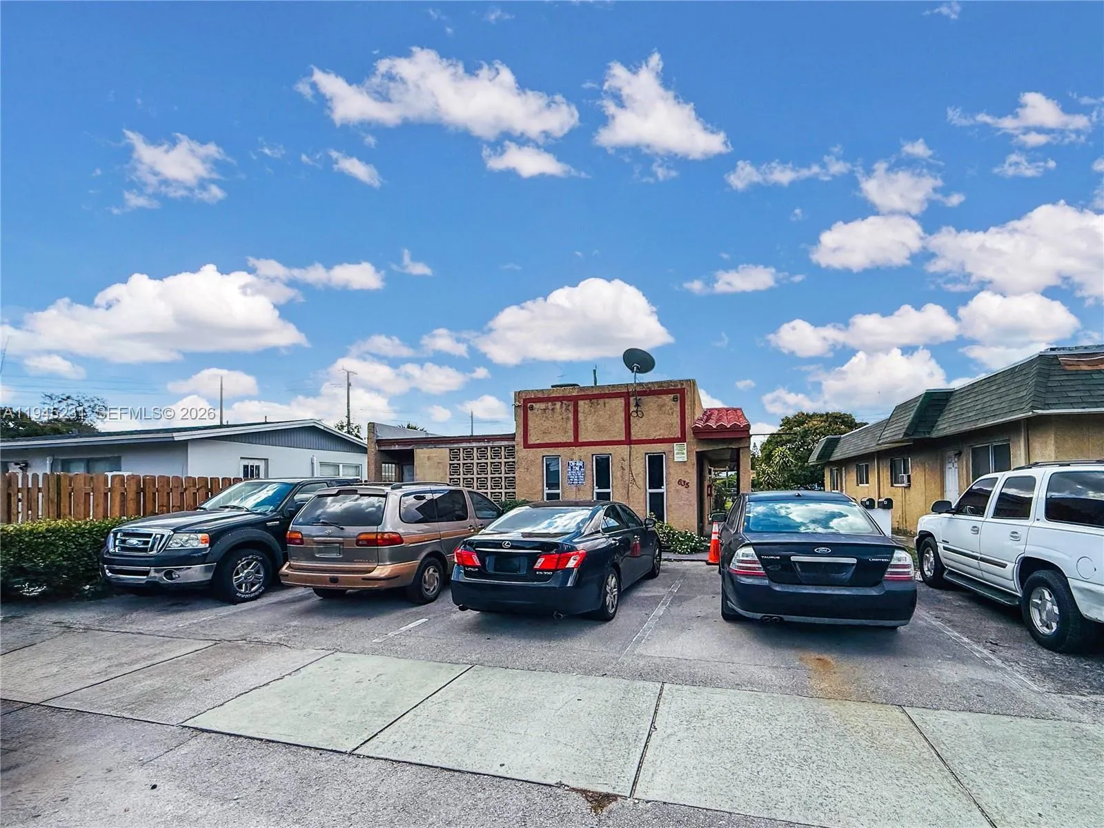 635 NW 22nd Rd, Fort Lauderdale FL 33311