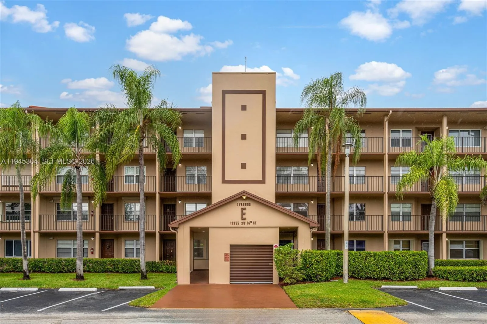 13355 SW 16th Ct # 211E, Pembroke Pines FL 33027