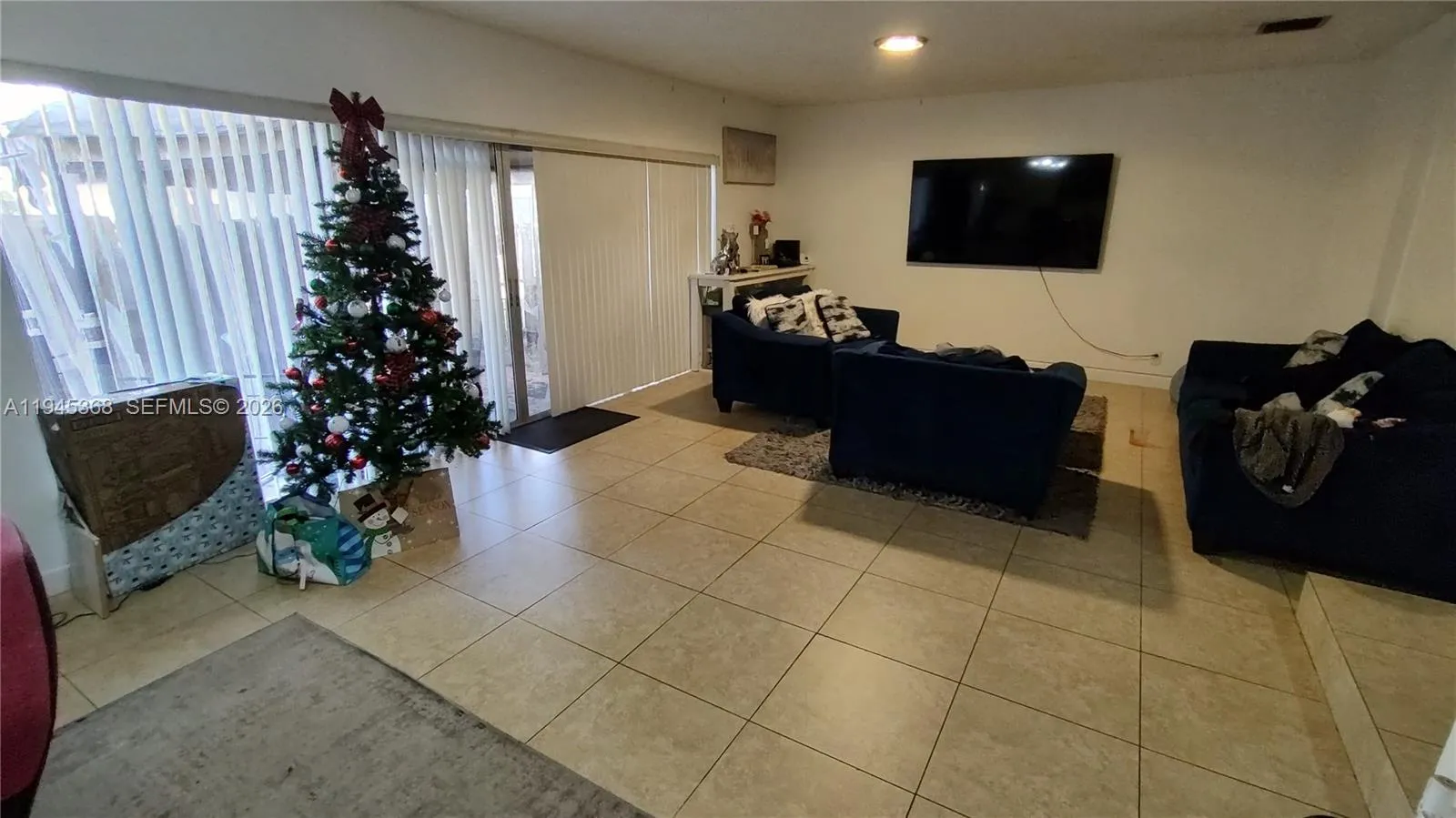 8199 NW 8th Mnr # 1, Plantation FL 33324